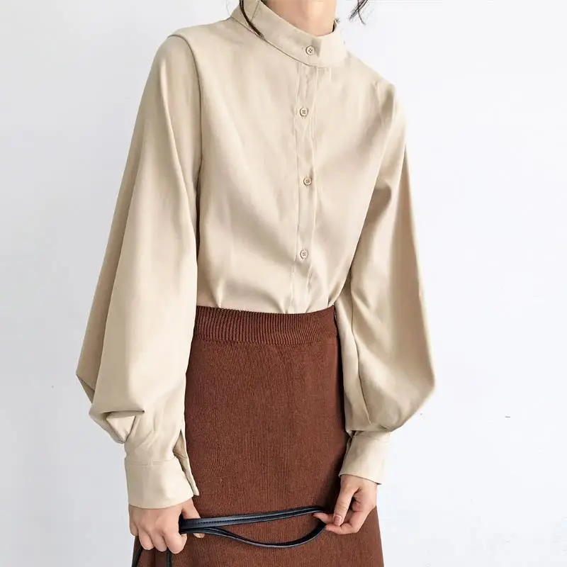 Women's White Black Collar Shirt with Lantern Sleeves - Image 7