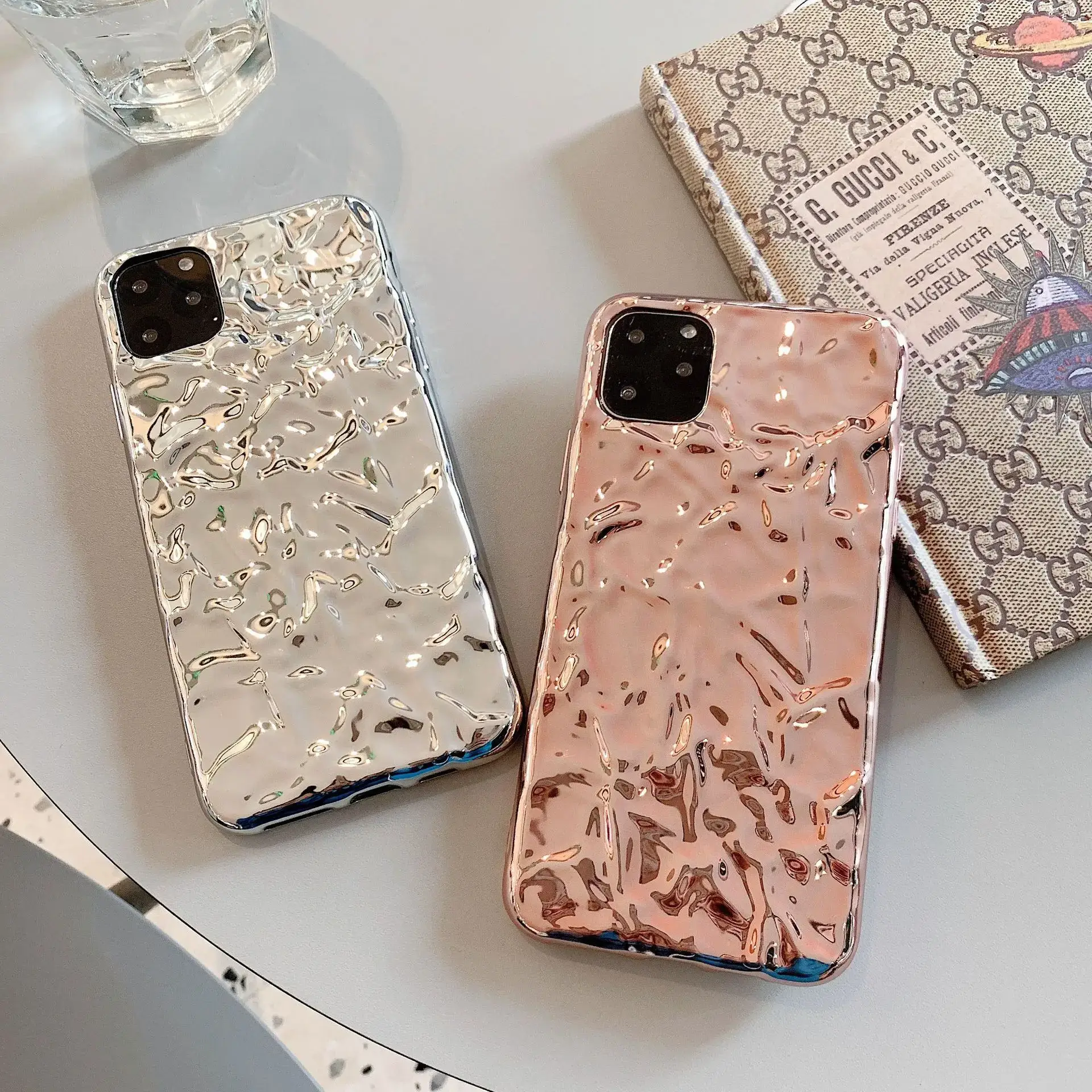Fashionable 11 Pleated iPhone Case for Women - Image 5