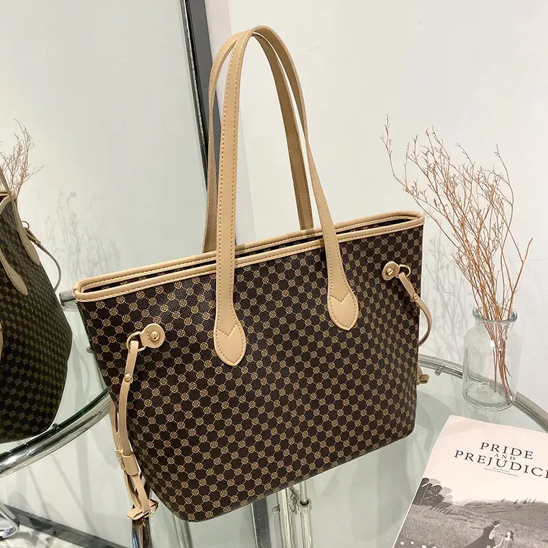 Vintage Dot Printed Large Capacity Shoulder Bag for Women