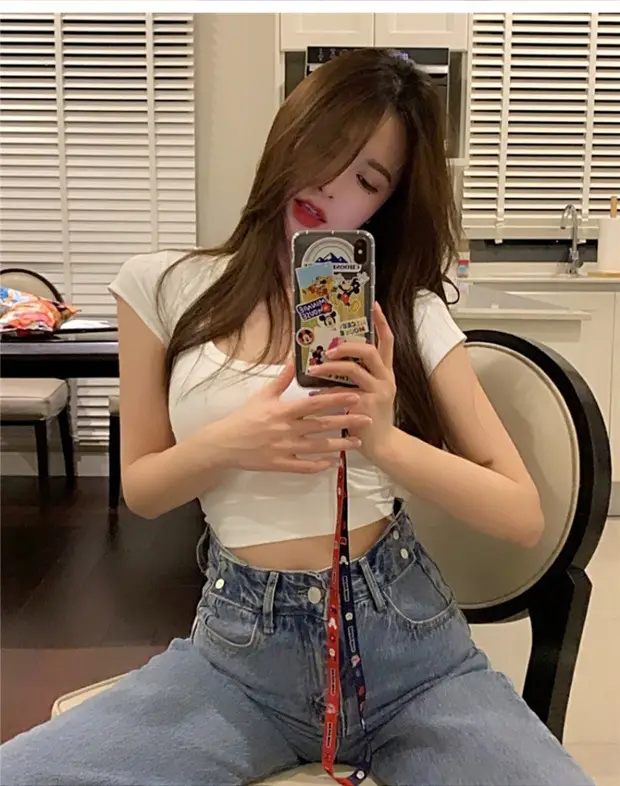 Women's White Crop Top Short Sleeve U-Neck Summer 2025 — feature 13