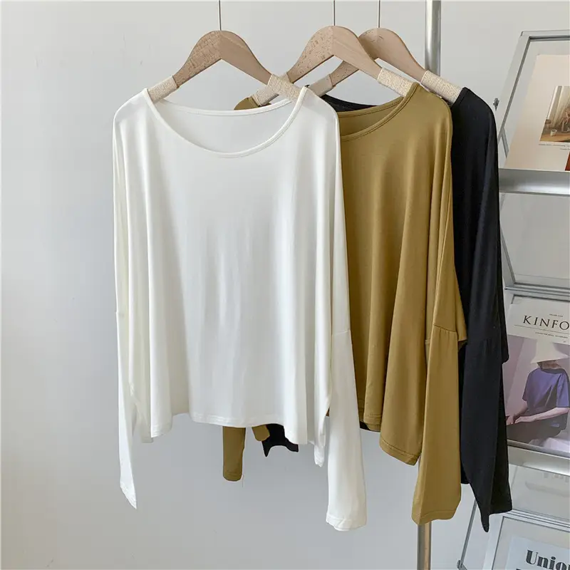 Women's Long Sleeve Solid Color Crewneck T-Shirt - Image 5