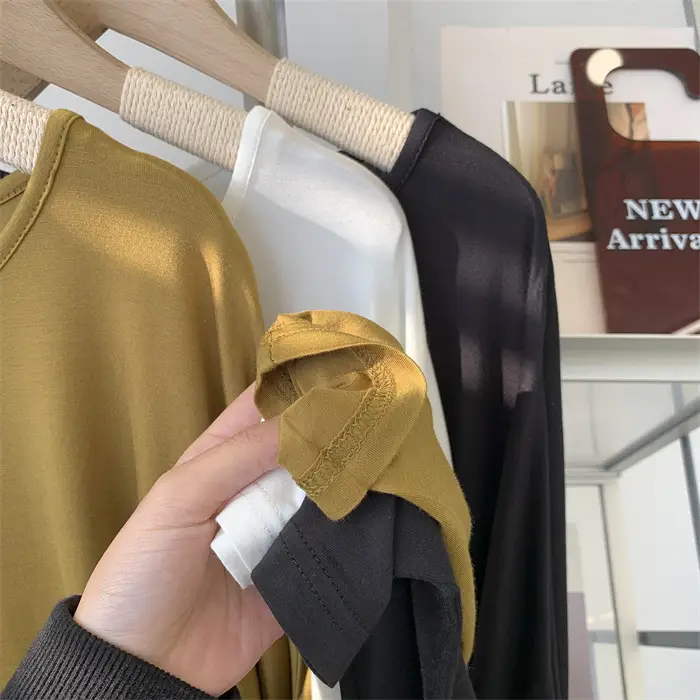 Women's Long Sleeve Solid Color Crewneck T-Shirt — feature 17