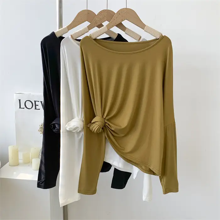 Women's Long Sleeve Solid Color Crewneck T-Shirt — feature 5