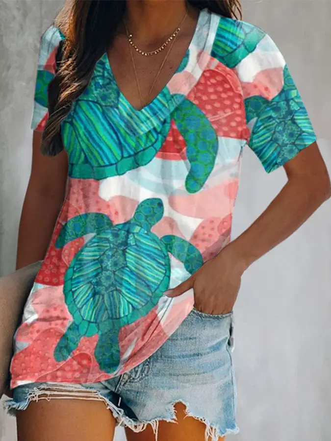 Women's 2022 V-Neck Printed T-Shirt Shorts Set - Image 11