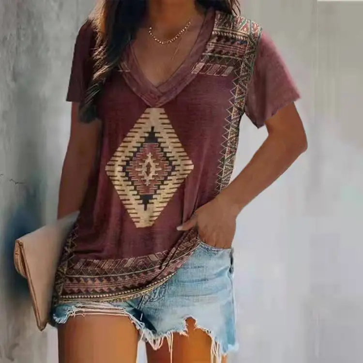 Women's 2022 V-Neck Printed T-Shirt Shorts Set - Image 4