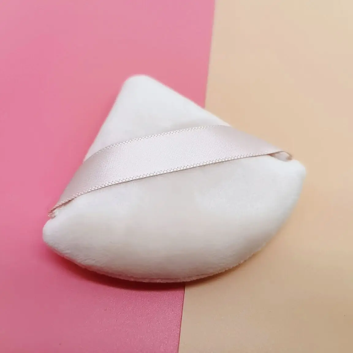 Black Velvet Fan-Shaped Powder Makeup Sponge - Image 4