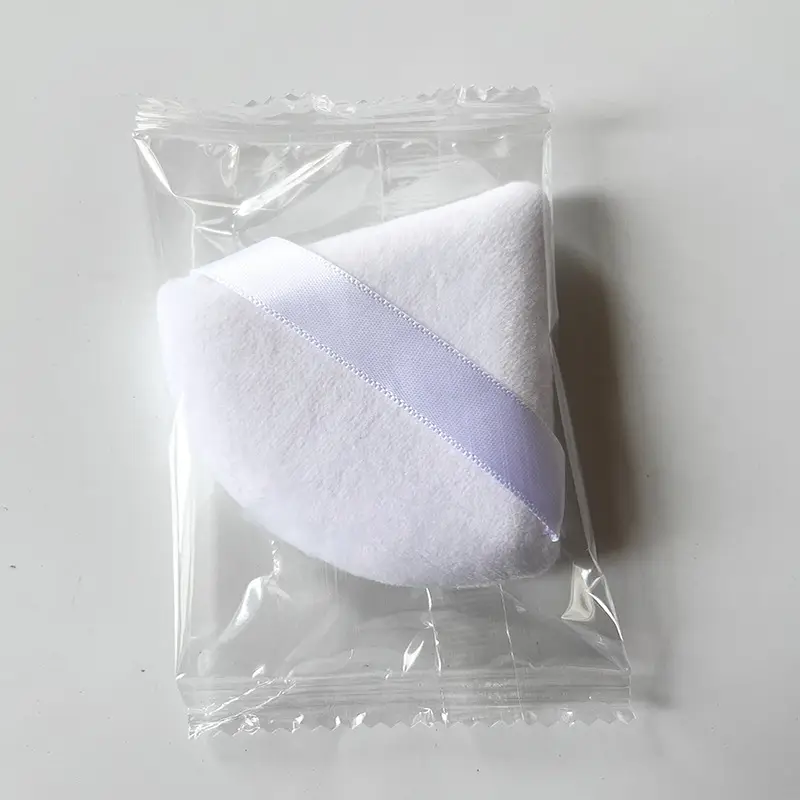Black Velvet Fan-Shaped Powder Makeup Sponge - Image 5