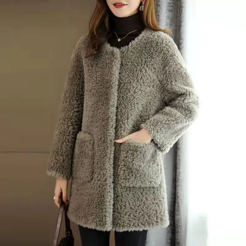 Women's Embroidered Lamb Wool Coat Beige Mid-Length Winter — feature 11