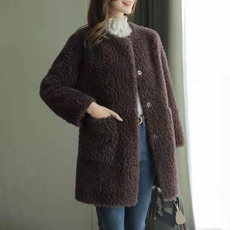 Women's Embroidered Lamb Wool Coat Beige Mid-Length Winter — feature 2