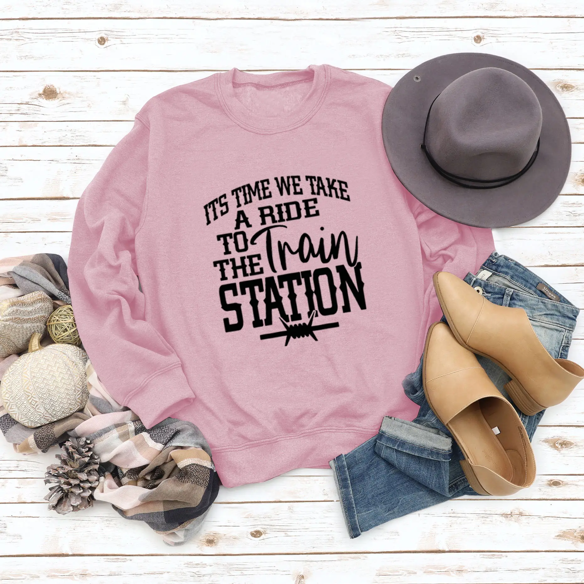 Women Red "FIDE TO THE Station" Sweatshirt - Image 3