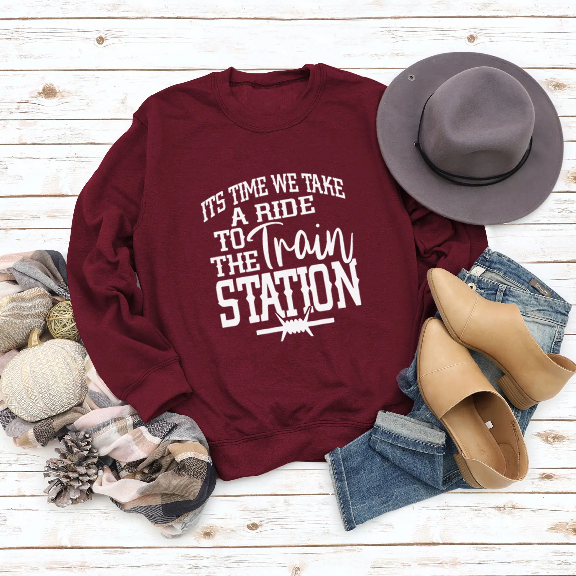 Women Red "FIDE TO THE Station" Sweatshirt - Image 6