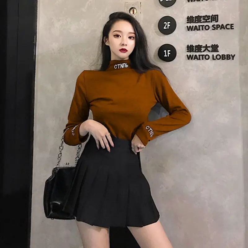 Women's Embroidered Long Sleeve T-Shirt White Winter - Image 2