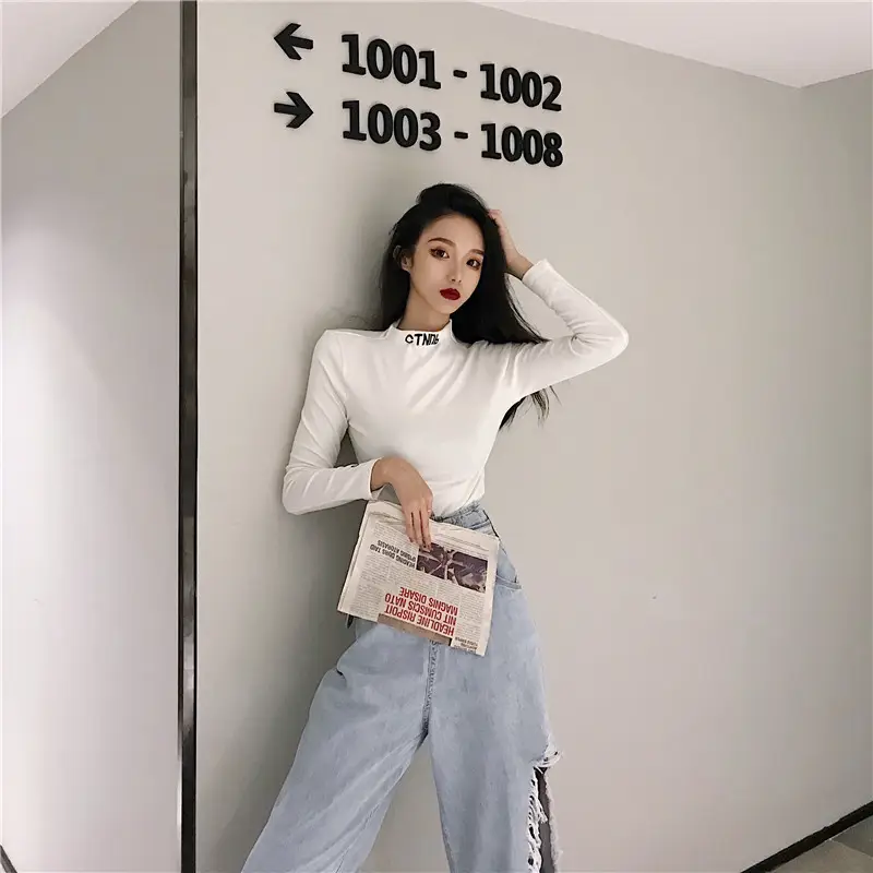 Women's Embroidered Long Sleeve T-Shirt White Winter — feature 7