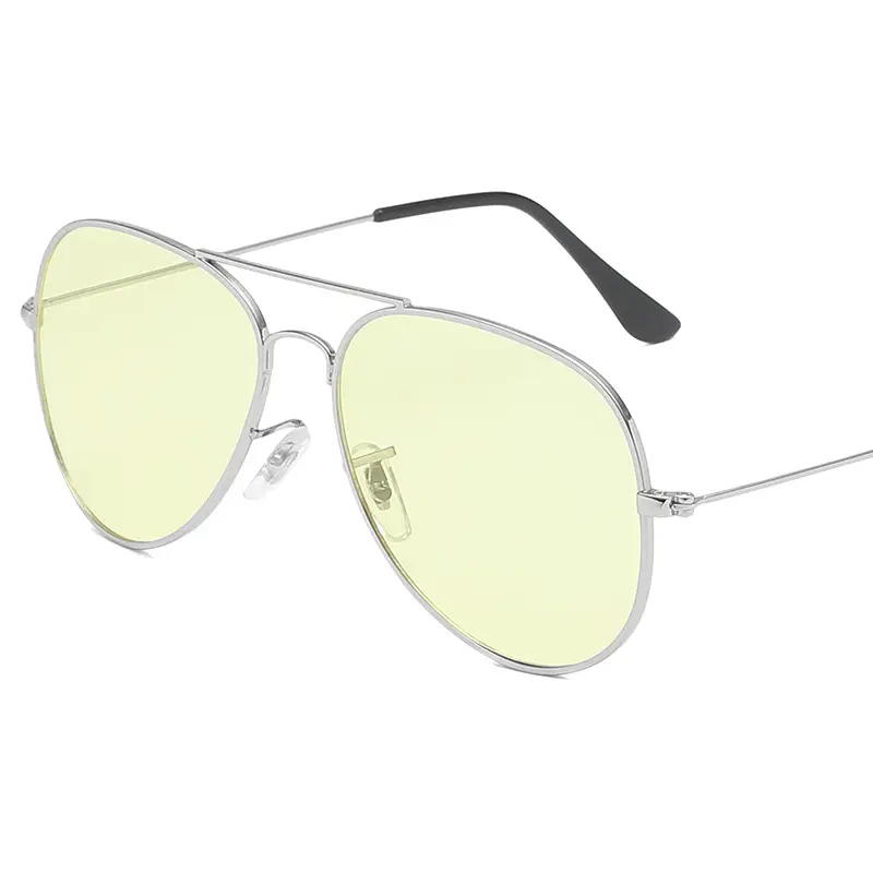 Men Ultra-Light Color-Changing Sunglasses Anti-UV - Image 4