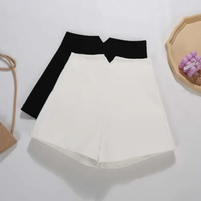 Black Elastic High Waist Slim Fit Shorts for Women - Image 3