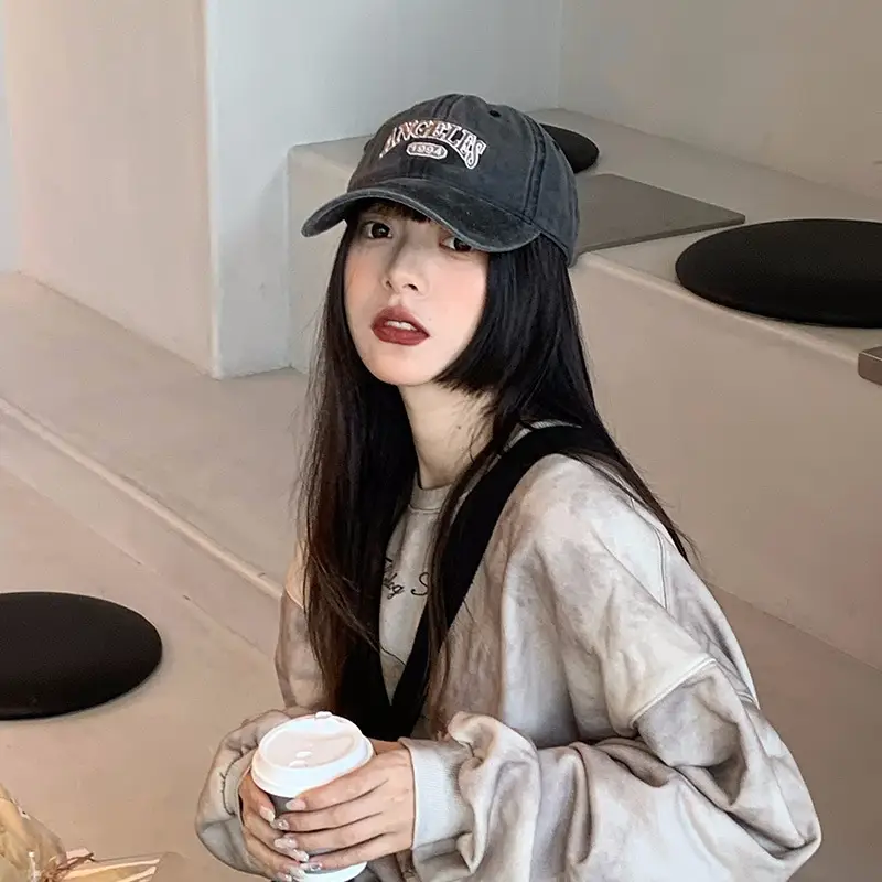 American Retro Letter Baseball Cap Women Face Small