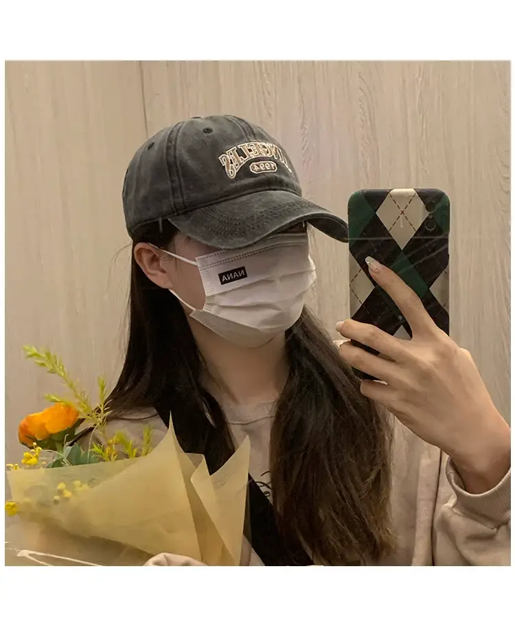 American Retro Letter Baseball Cap Women Face Small — feature 11