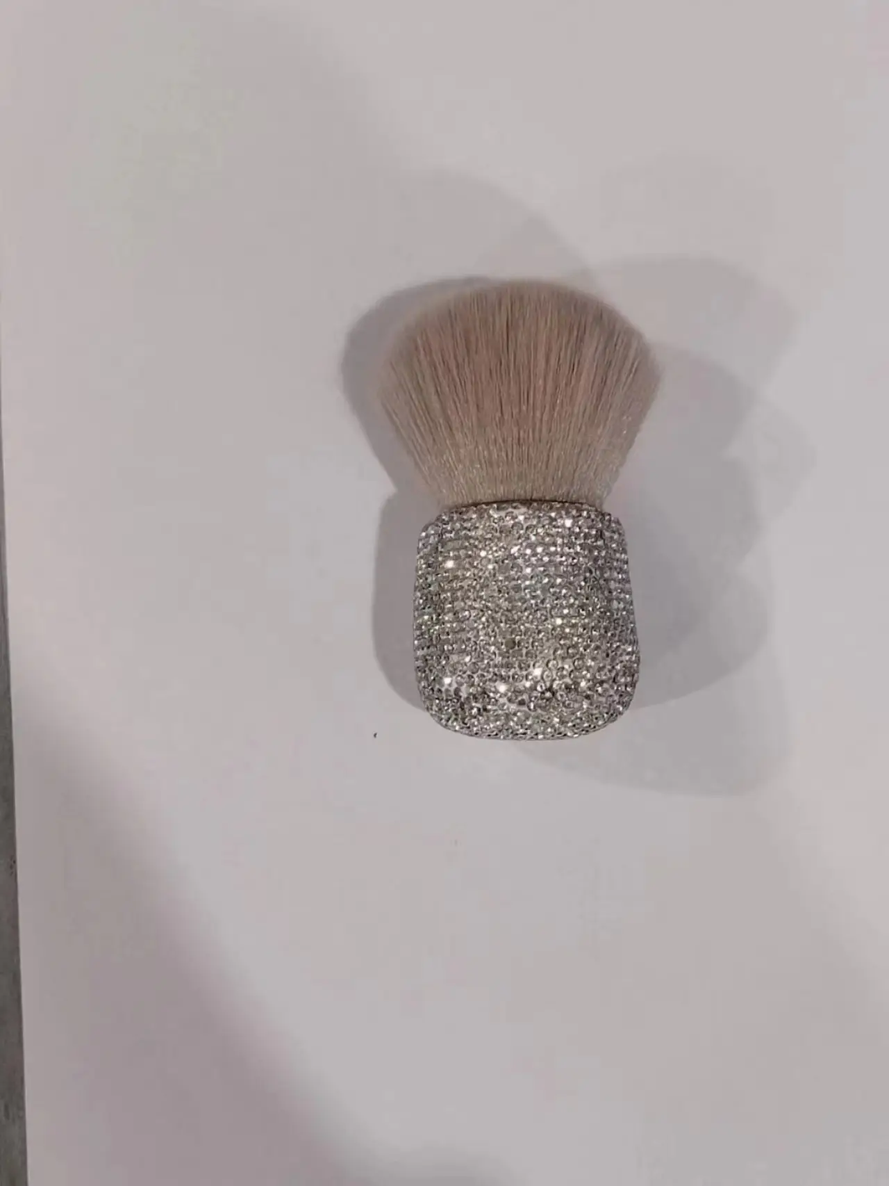 Mushroom Makeup Brush with Rhinestones for Blush & Powder - Image 12