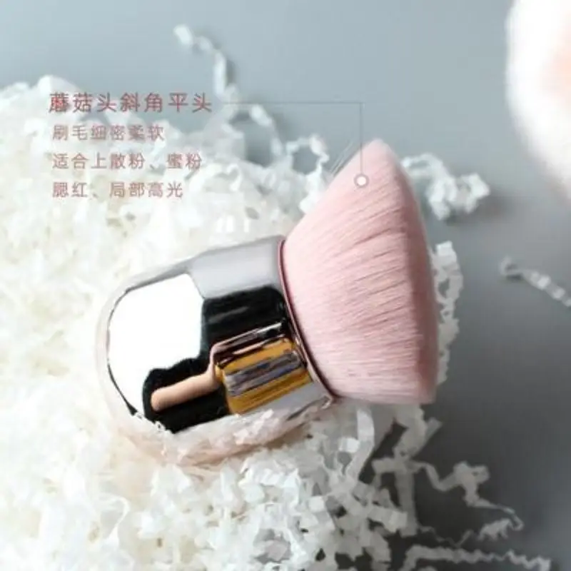 Mushroom Makeup Brush with Rhinestones for Blush & Powder - Image 5