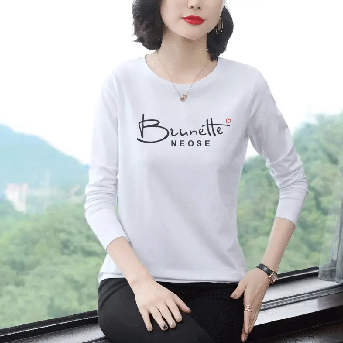 Women's Printed Long Sleeve T-Shirt White Medium to XL - Image 2