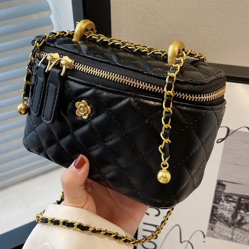 Pink Quilted Chain Shoulder Bag Set for Women - Image 10