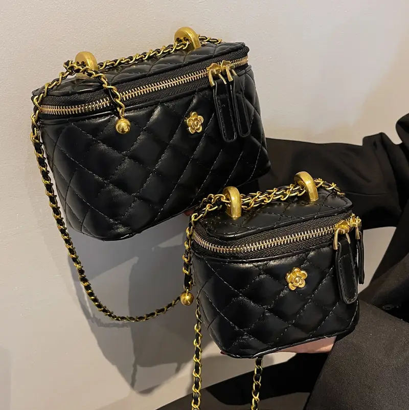 Pink Quilted Chain Shoulder Bag Set for Women - Image 11