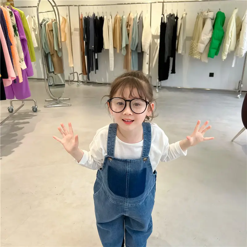 Kids Denim Strap Pants 2022 Spring Korean Style — feature 9