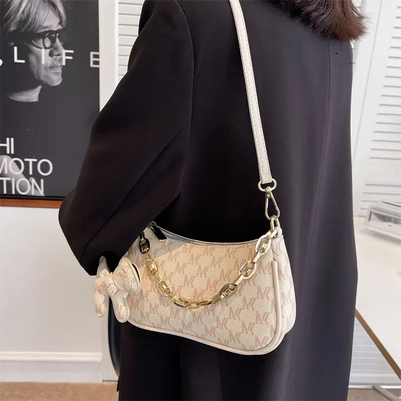 Women's Chain Shoulder Bag Black Gold Plated 2021