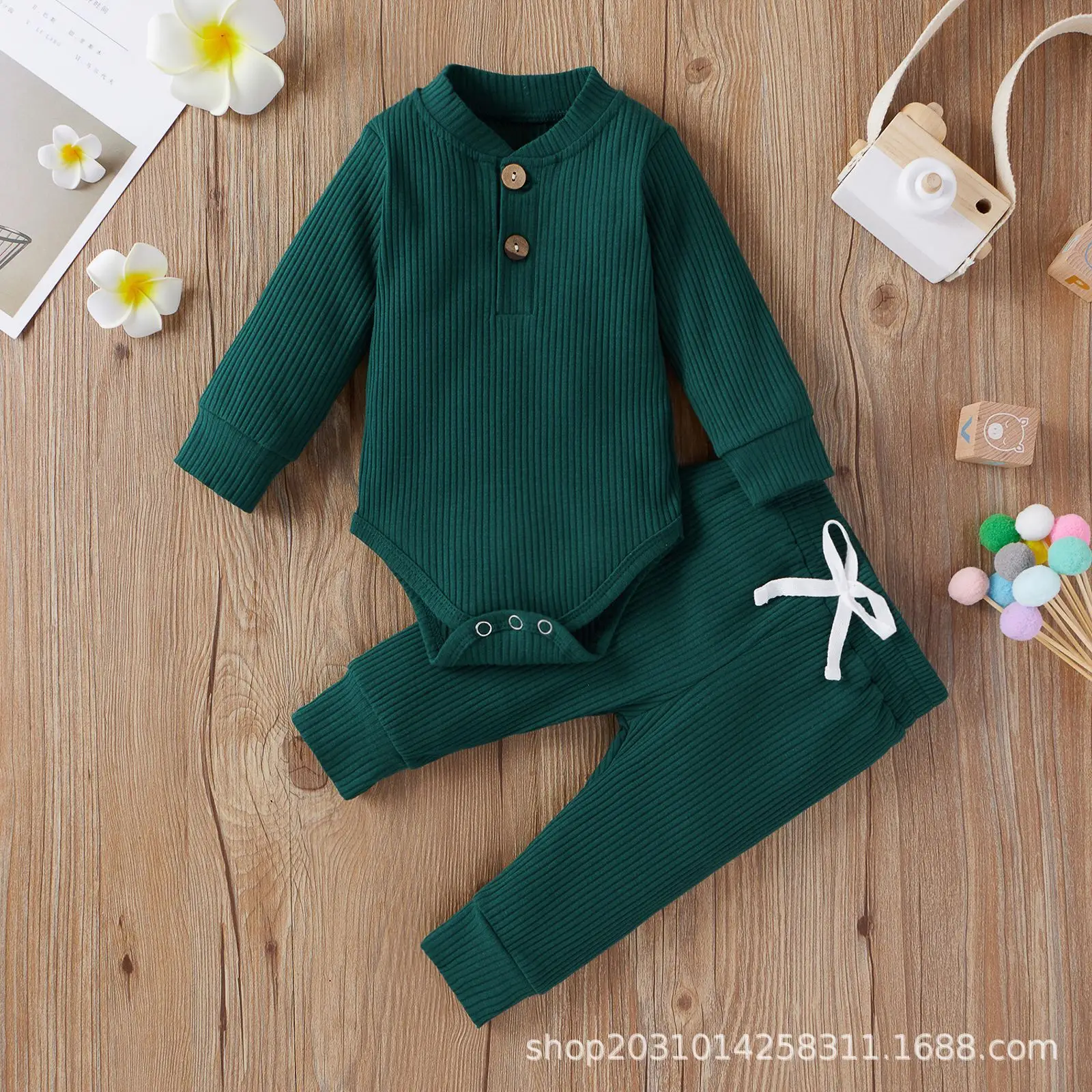 2022 Boys & Girls Grey Waffle Knit Pajama Set — feature 60