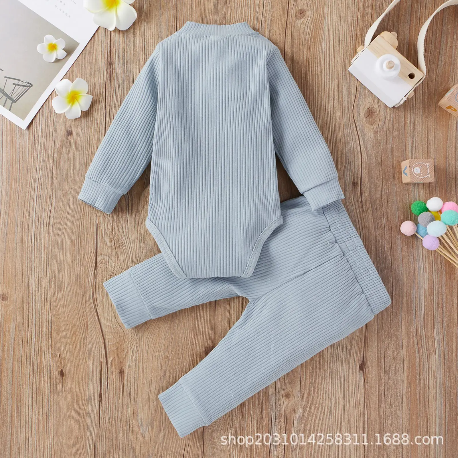2022 Boys & Girls Grey Waffle Knit Pajama Set — feature 63