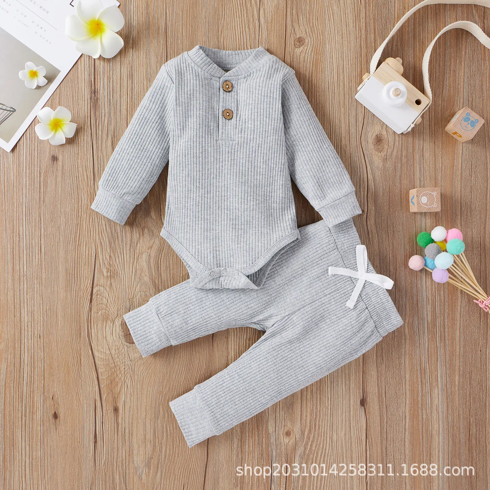 2022 Boys & Girls Grey Waffle Knit Pajama Set — feature 64