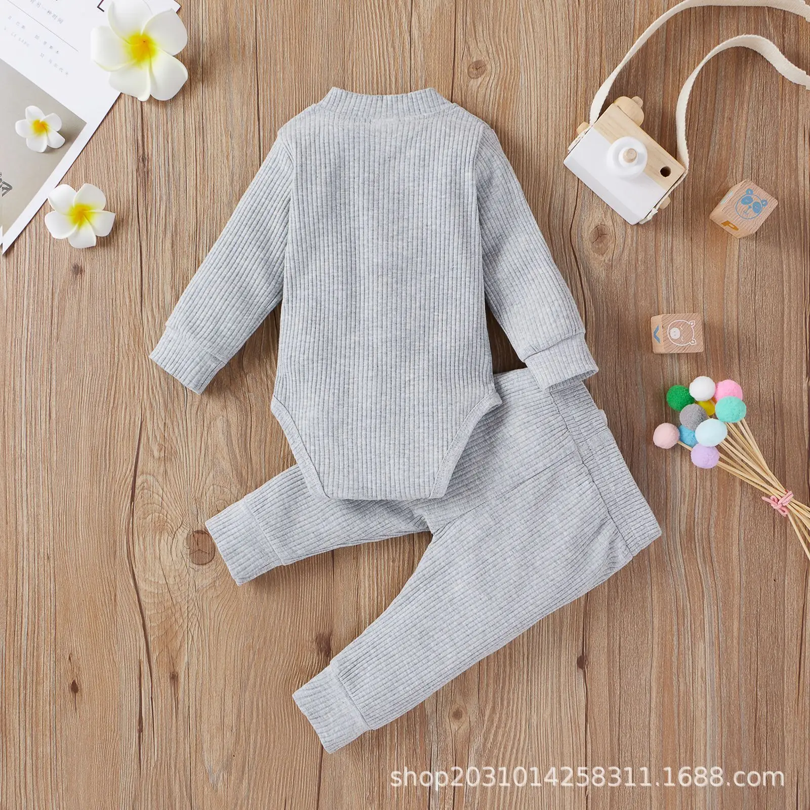 2022 Boys & Girls Grey Waffle Knit Pajama Set — feature 65
