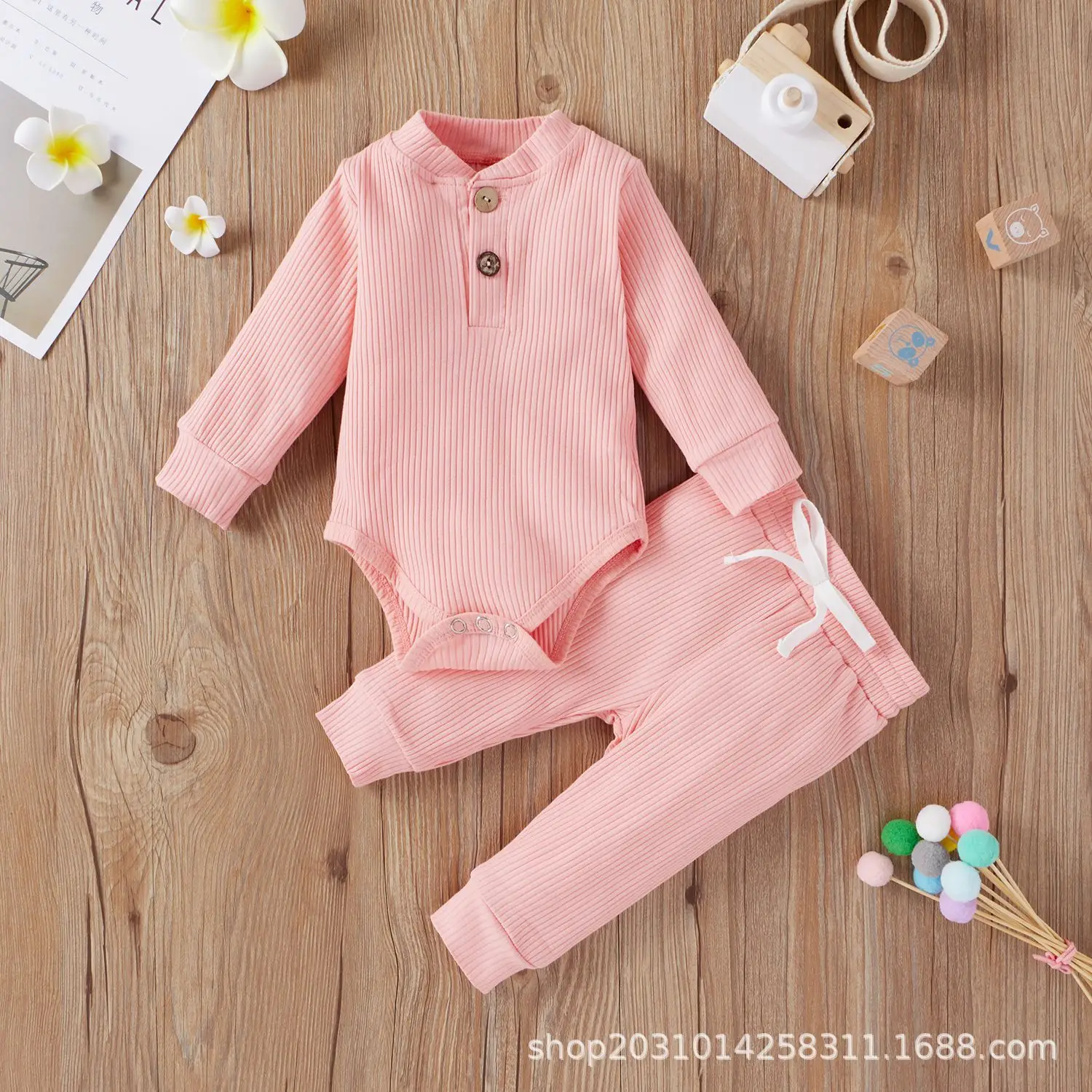 2022 Boys & Girls Grey Waffle Knit Pajama Set — feature 70