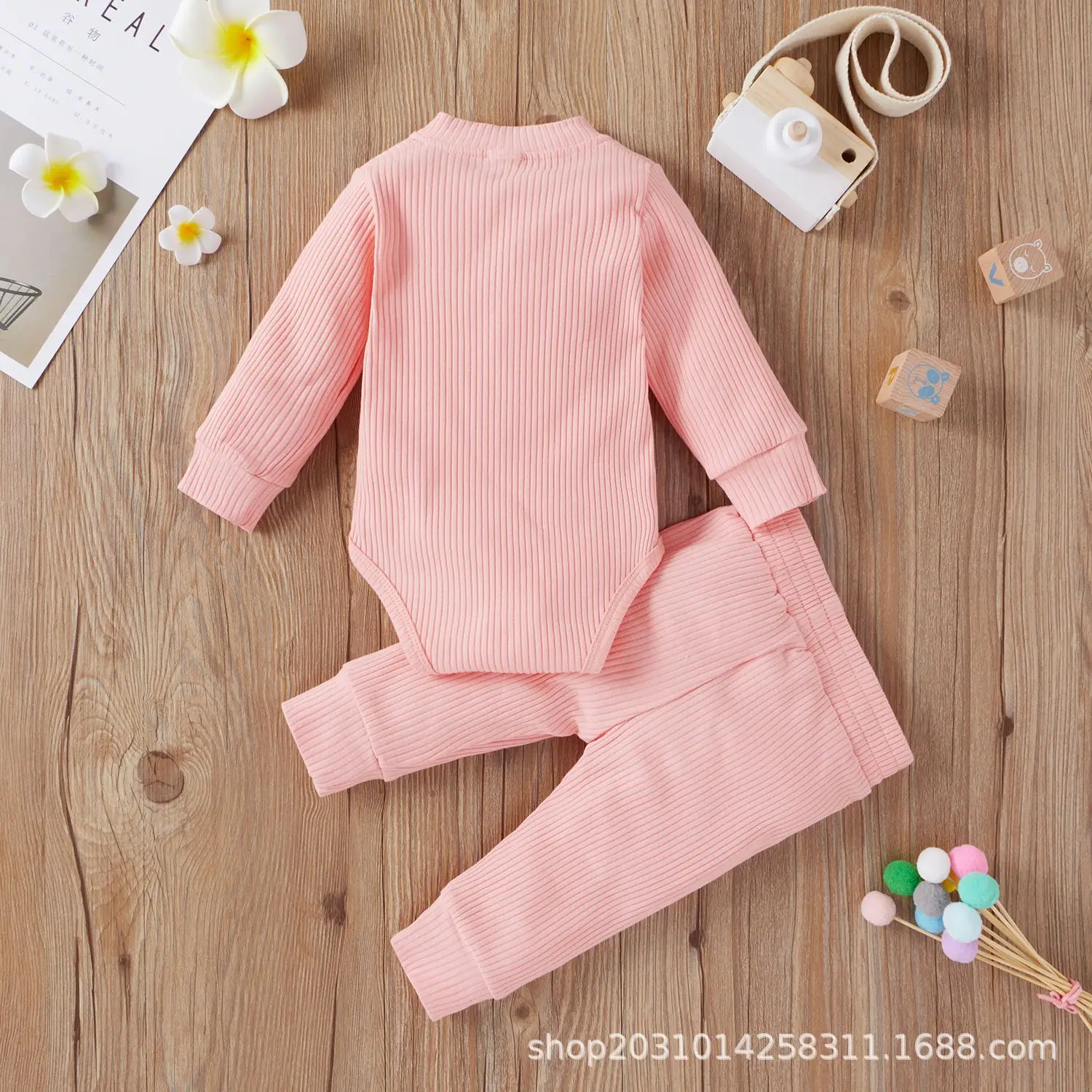 2022 Boys & Girls Grey Waffle Knit Pajama Set — feature 71