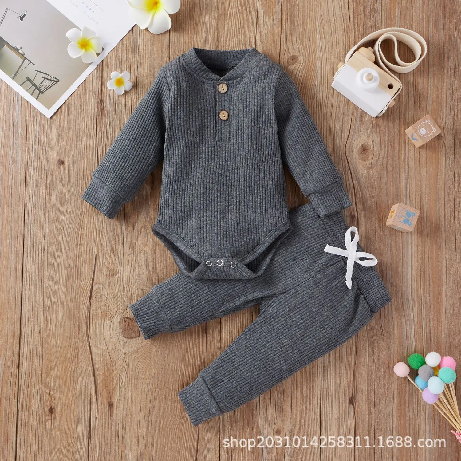2022 Boys & Girls Grey Waffle Knit Pajama Set — feature 72