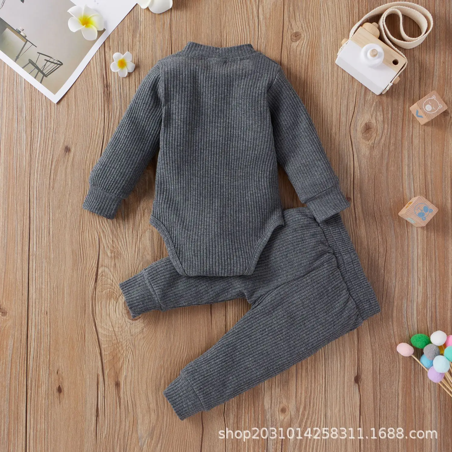 2022 Boys & Girls Grey Waffle Knit Pajama Set — feature 73