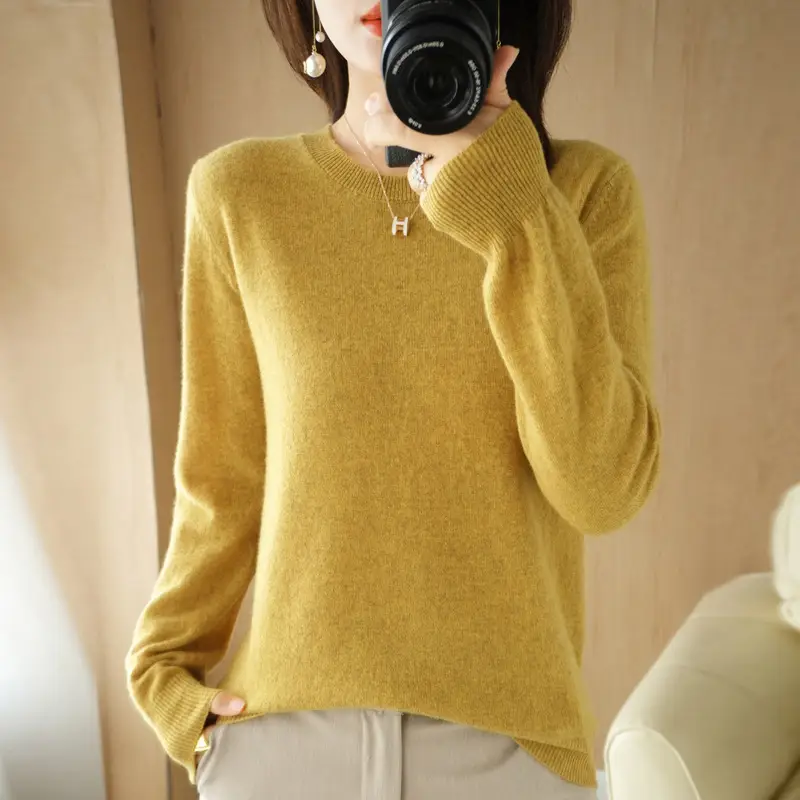 Women Grey Knitted Round Neck Sweater Spring 2022 - Image 4