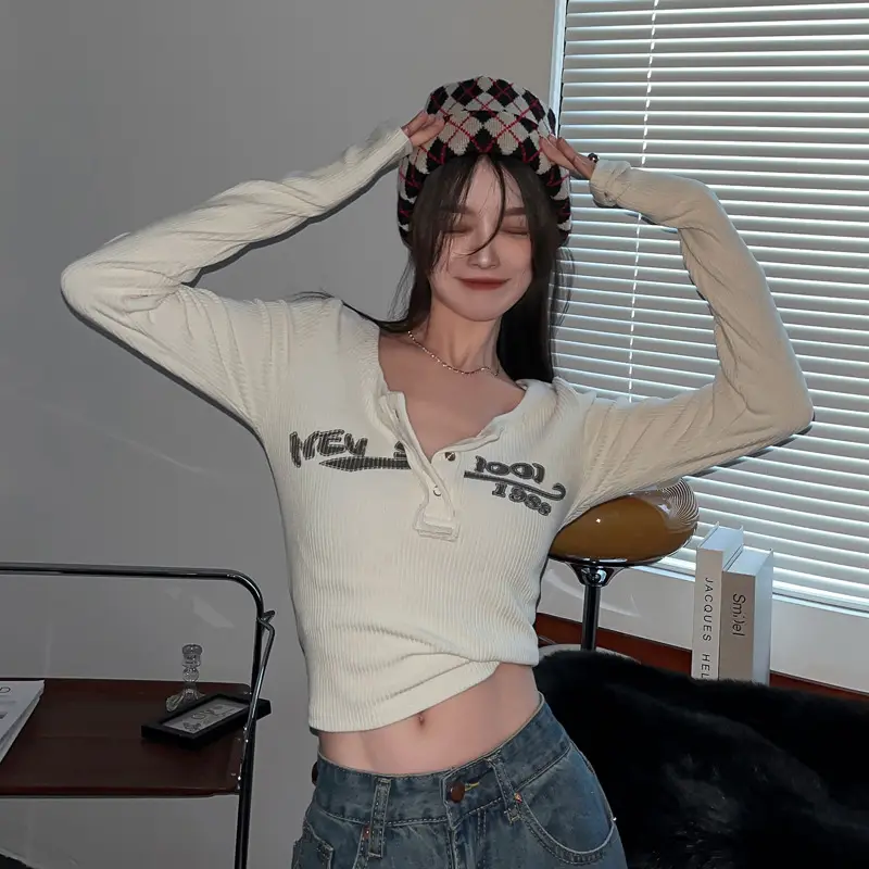 American Style Hot Girl Sexy Pit Base Shirt with Letter V-Neck — feature 6