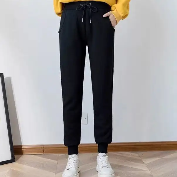 Women's Korean Fleece Lined Loose Leg Pants Cream Black — feature 3