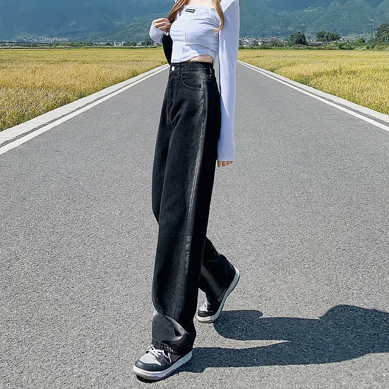 Black Gradient Slimming Jeans Women 2022 - Image 4