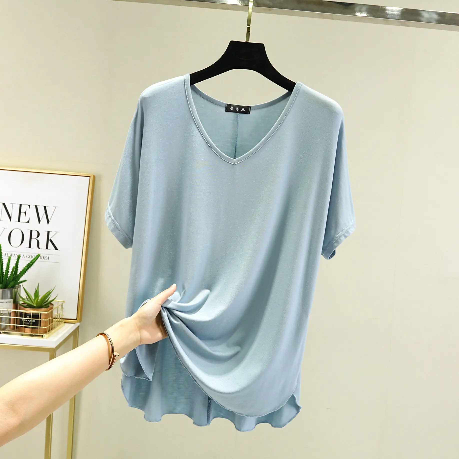 Women's Brown V-Neck Loose T-Shirt Short Sleeve - Image 5