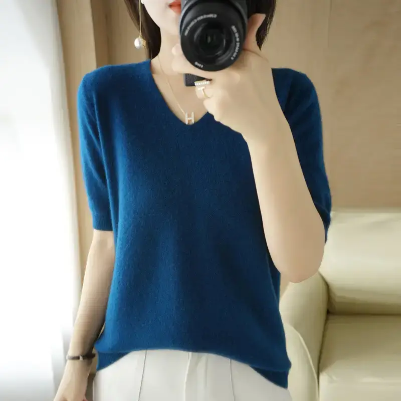 Blue V-Neck Knitted Women's Short Sleeve Pullover - Image 10