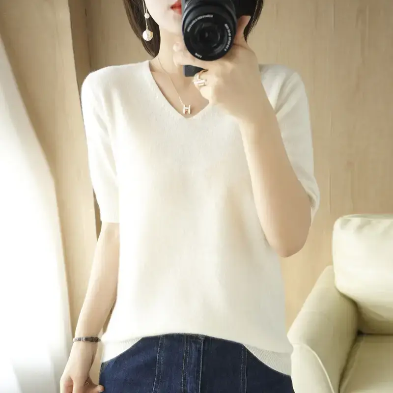 Blue V-Neck Knitted Women's Short Sleeve Pullover - Image 4