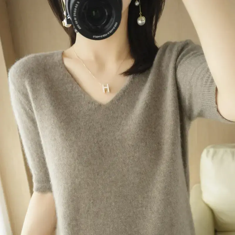 Blue V-Neck Knitted Women's Short Sleeve Pullover - Image 7