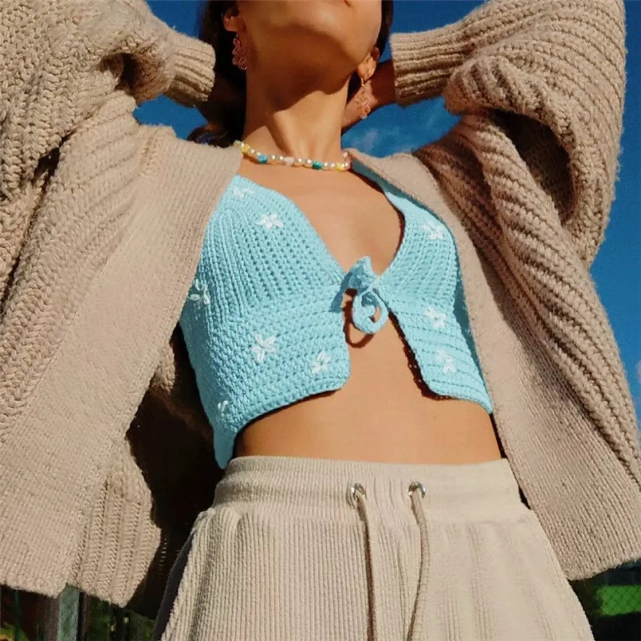 2025 Summer Cross-Border Knitted V-Neck Vest for Women — feature 13