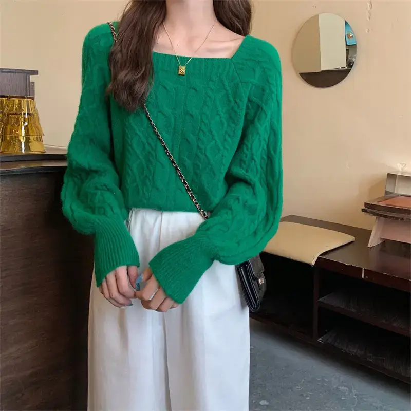 Green Knitted Lateral Twist Sweater for Women - Image 3