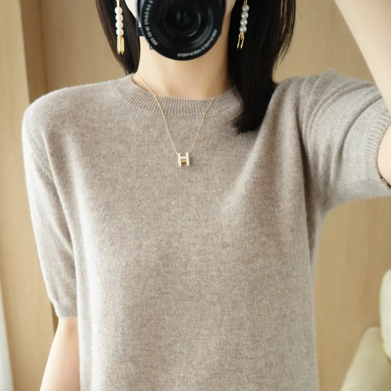 Women Green Knit Pullover Round Neck Slim Fit 2025