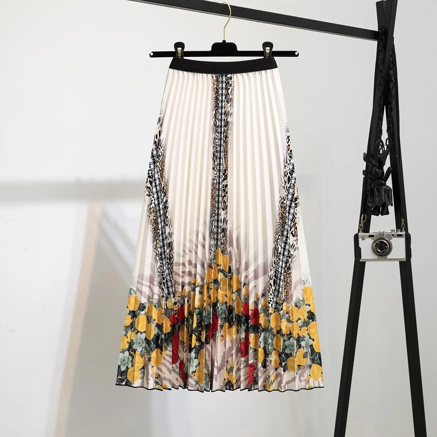 Printed Leopard Print Pleated Skirt for Women - Image 15