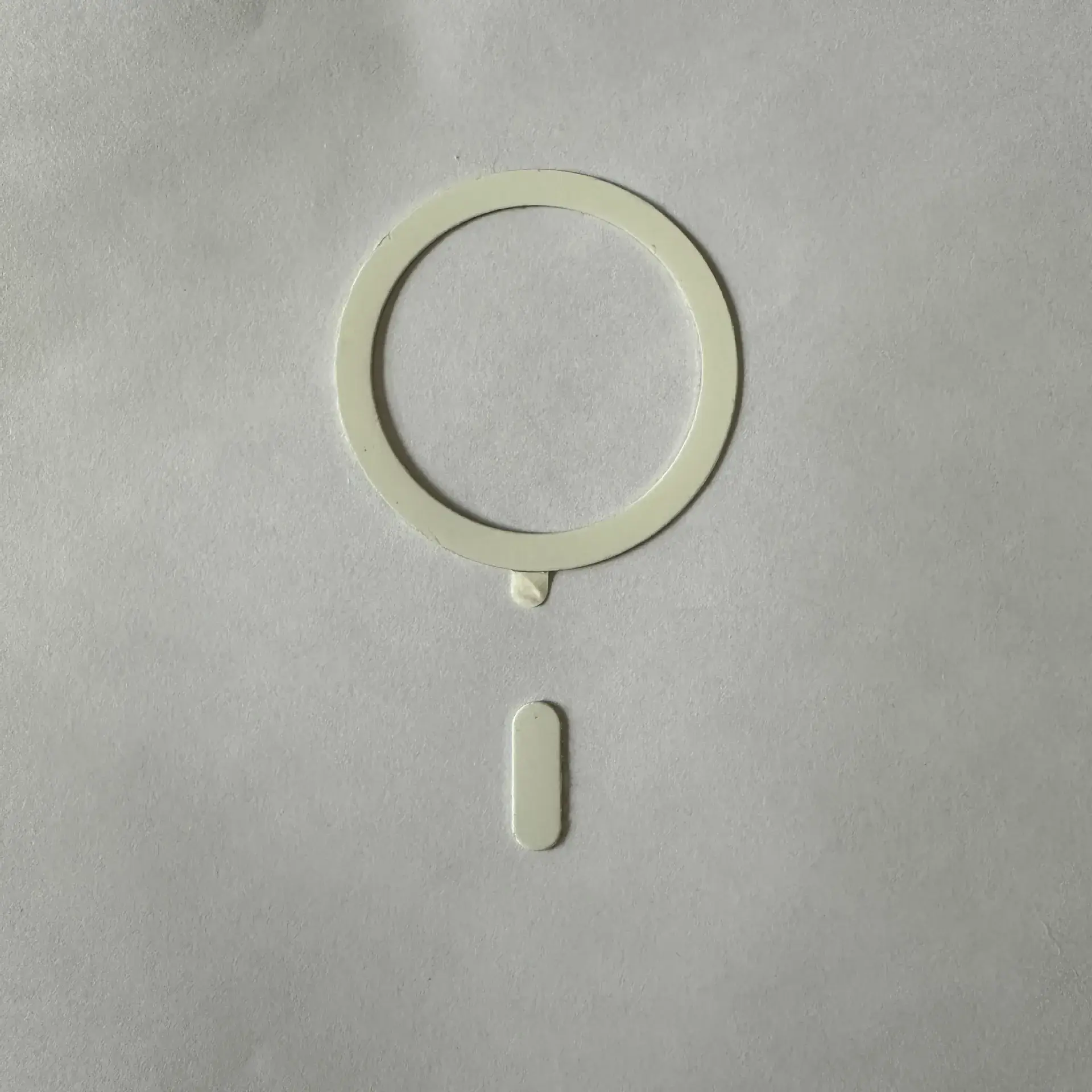 Wireless Charging Magnetic Ring White Ultra-Thin - Image 31