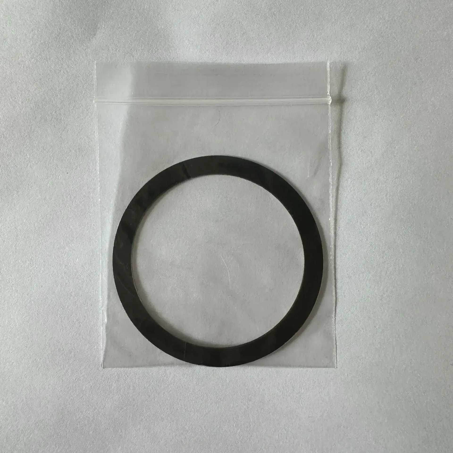 Wireless Charging Magnetic Ring White Ultra-Thin - Image 33